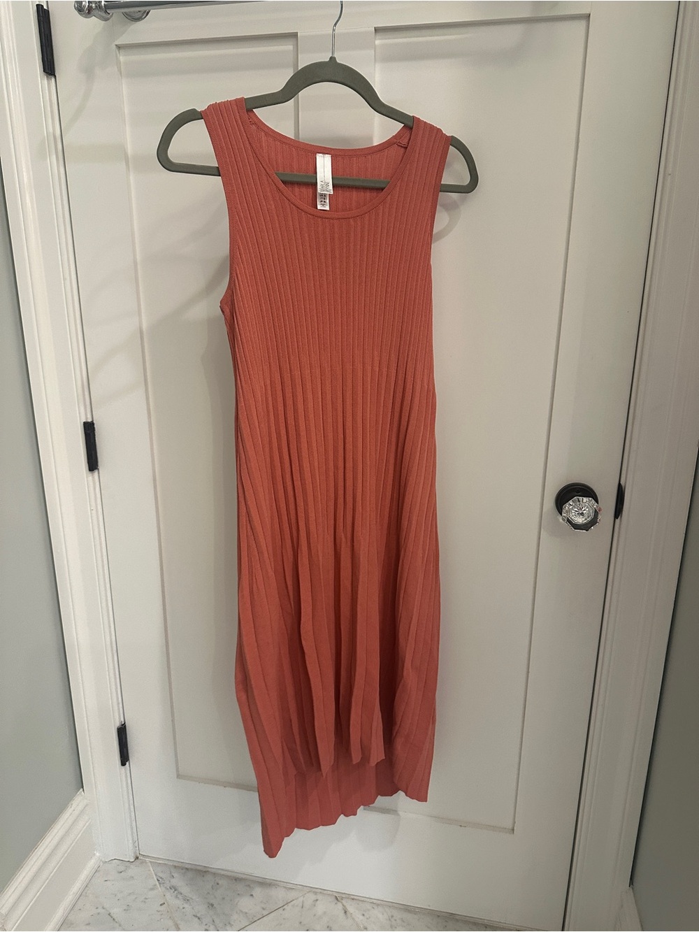 Sleeveless Rib-Knit Midi Dress in dusty rose
